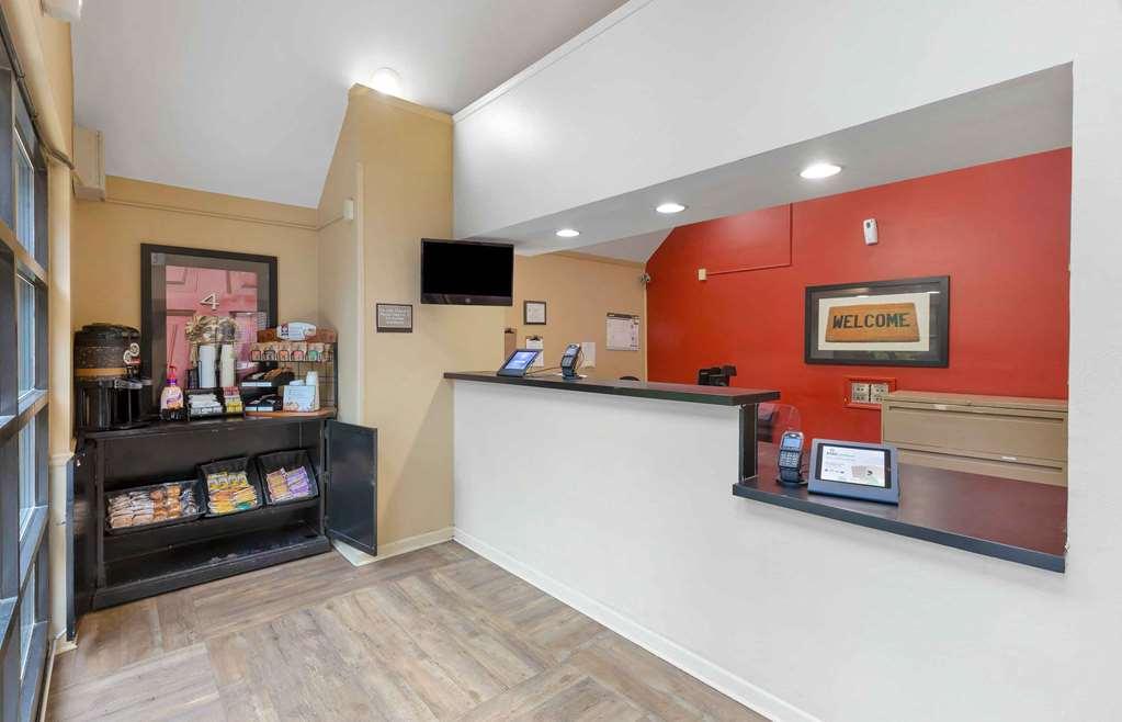 Extended Stay America Suites - Raleigh - Cary - Harrison Ave Interieur foto