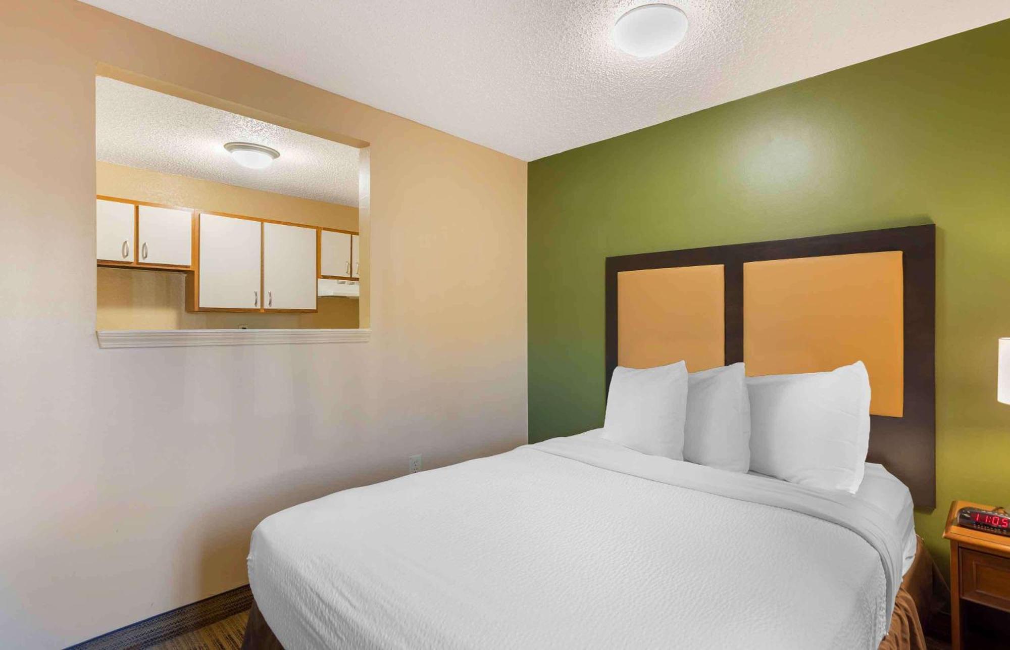 Extended Stay America Suites - Raleigh - Cary - Harrison Ave Buitenkant foto