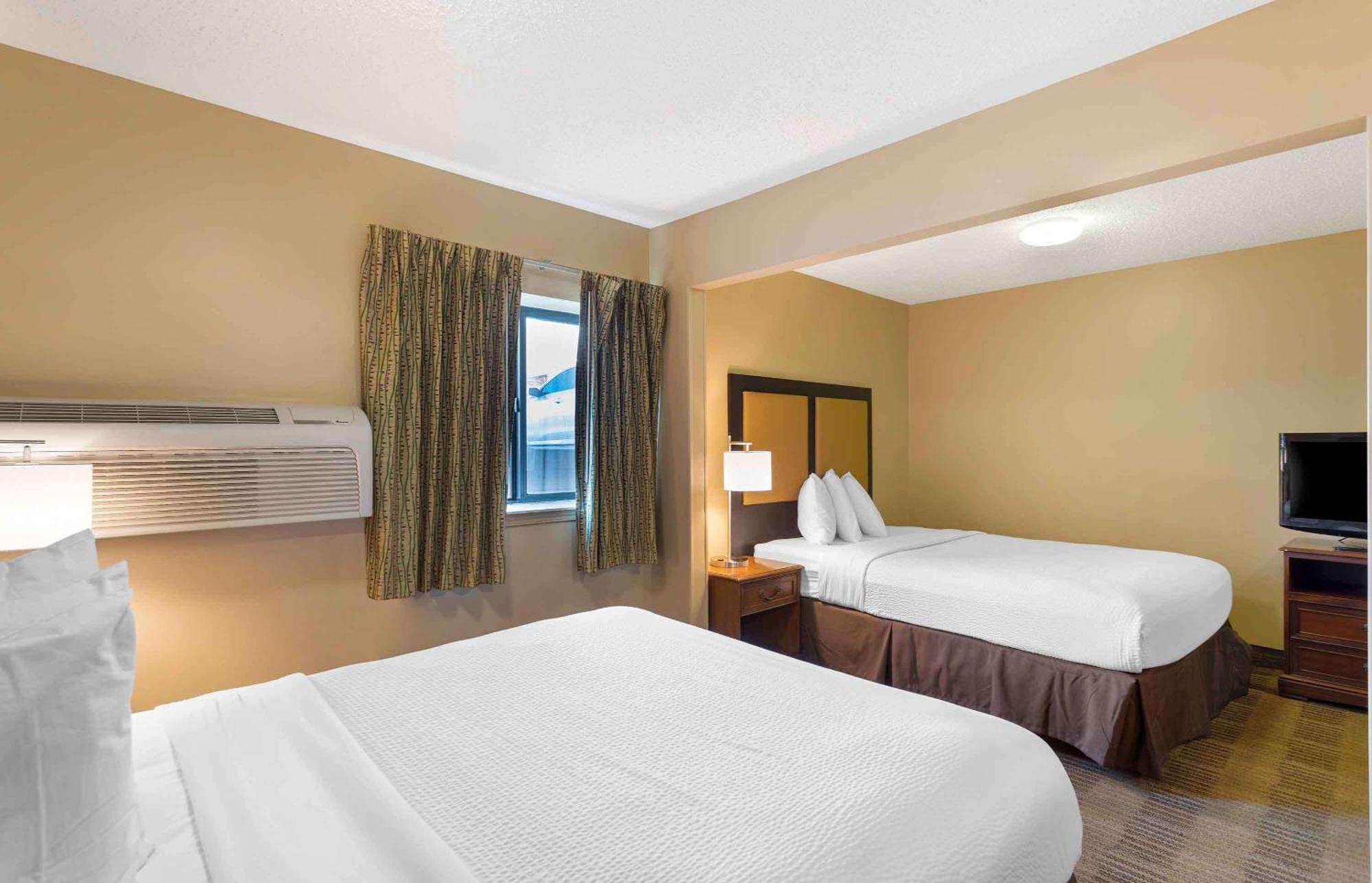 Extended Stay America Suites - Raleigh - Cary - Harrison Ave Buitenkant foto
